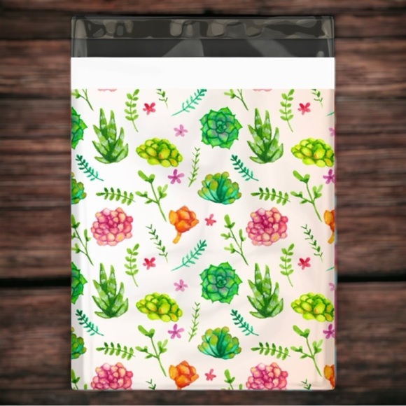 25 10X13 Poly Mailers Succulents  Shipping Envelopes PRICE IS FIRM - Picture 2 of 9